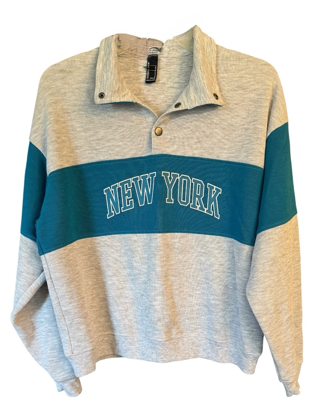 Forever 21 Gray & Teal 'New York' Pullover